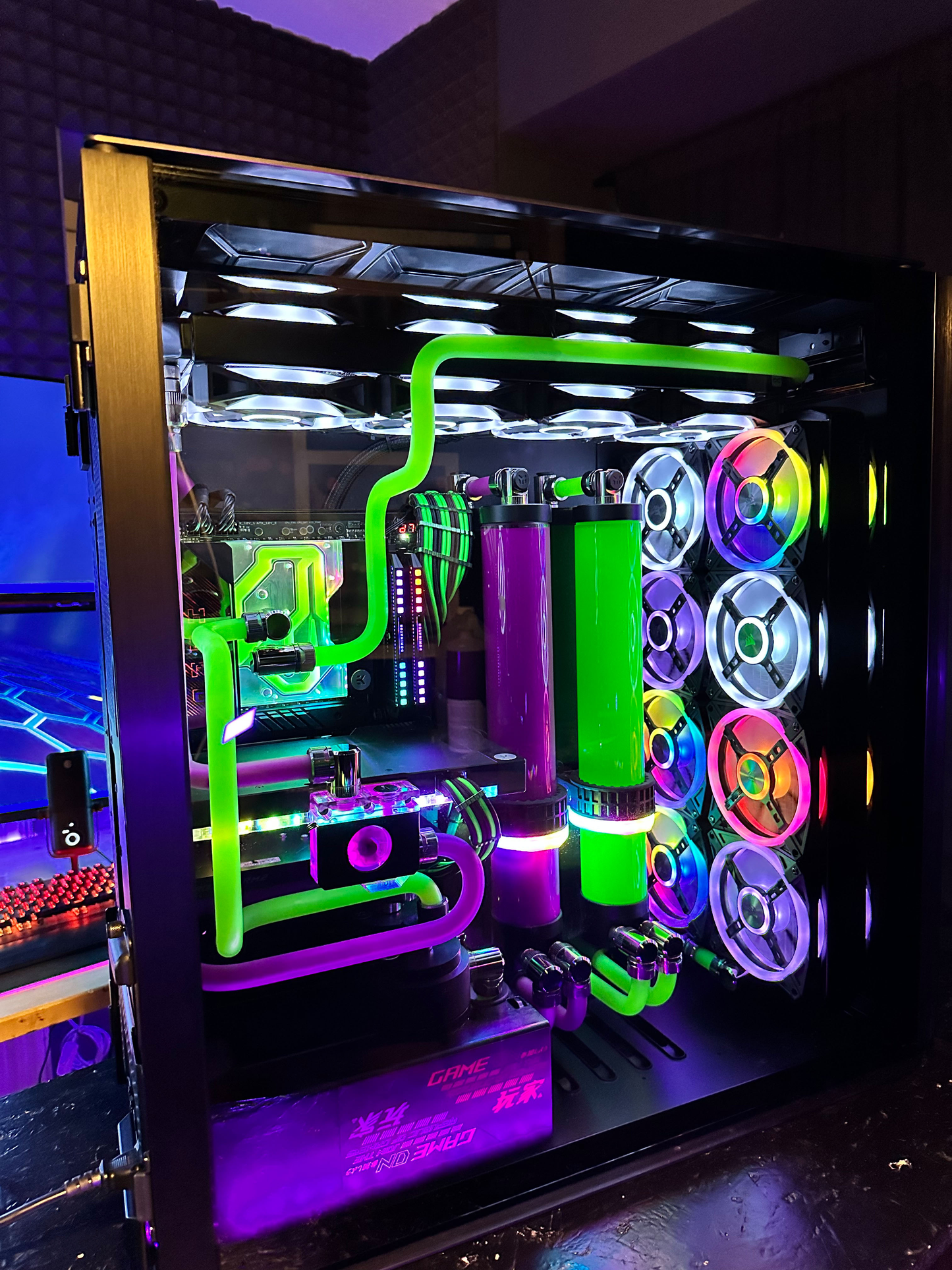 High End Gaming PC/ Custom Wasserkühlung /Dual System / RTX 5090