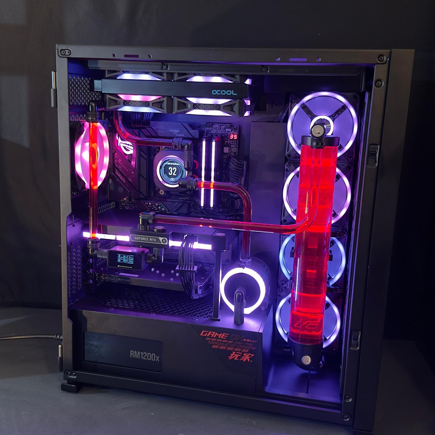 High-End Gaming PC Black Edition mit Custom Wasserkühlung / 5090 / 9 9950X3D