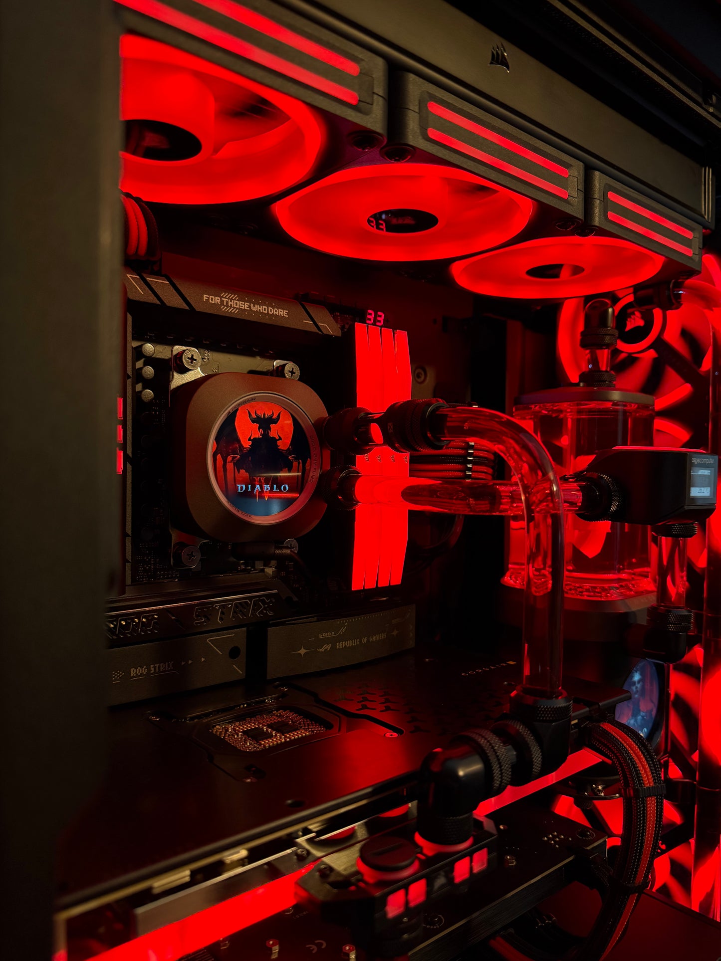 High-End Gaming PC / RTX 5090 / AMD 9 9950X3D / Buildingfactory