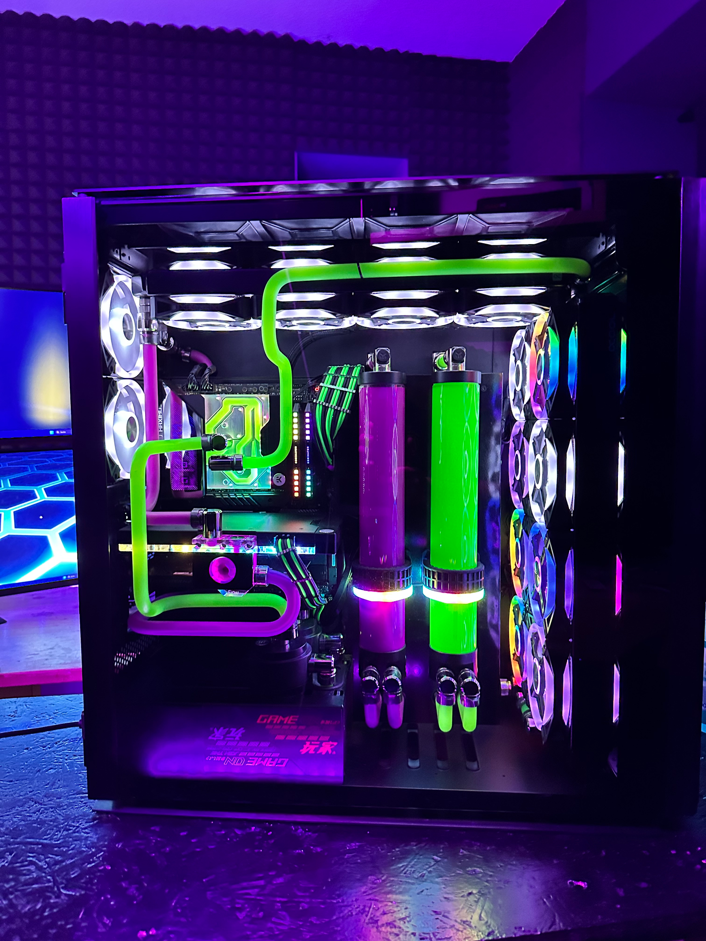 High End Gaming PC/ Custom Wasserkühlung /Dual System / RTX 5090